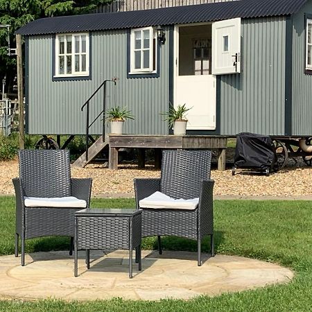 Weatherhead Farm Shepherds Hut Villa Buckingham Exterior photo